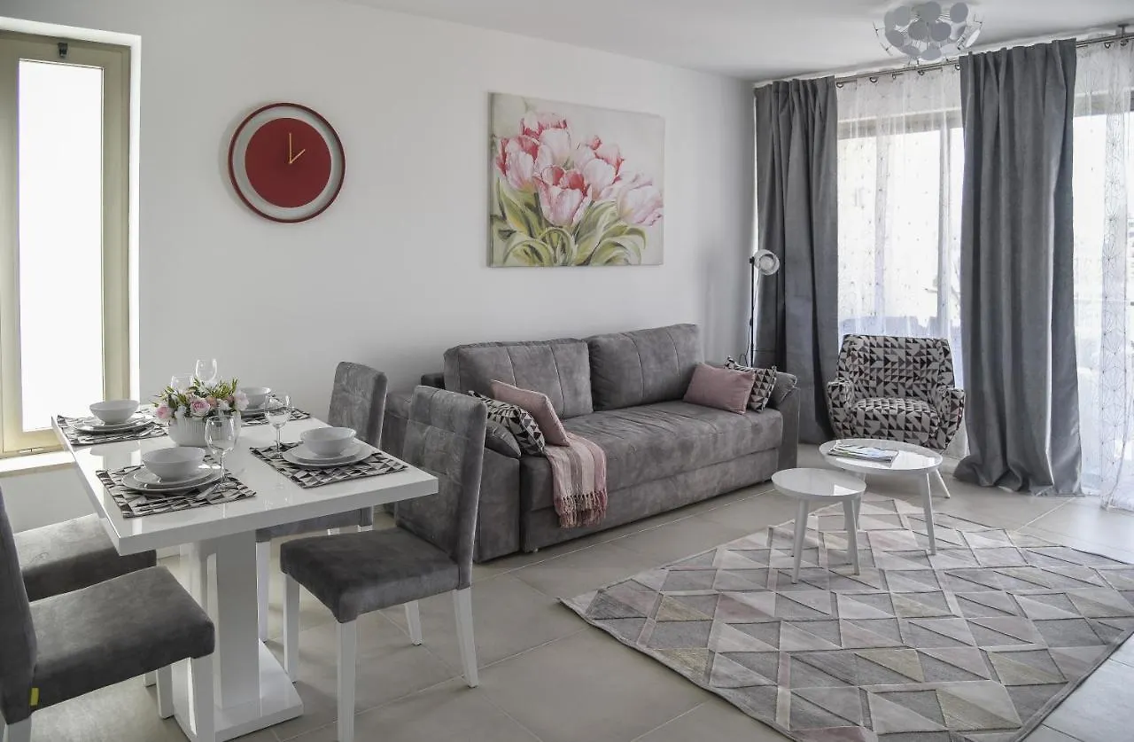 Luxury Oasis Sea View Apartment Portimao