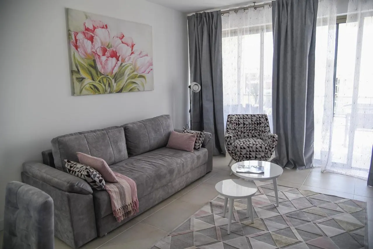 Luxury Oasis Sea View Apartment Portimao